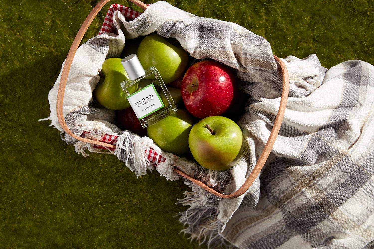 Fall in Love with Our Fall Fragrance Favorites